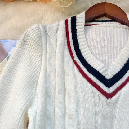 YuooMuoo Chic Fashion Knitted Tops 2025 Autumn Winter Y2K Embroidery Long Sleeve Lady Pullover Sweaters Streetwear Female Shirts.