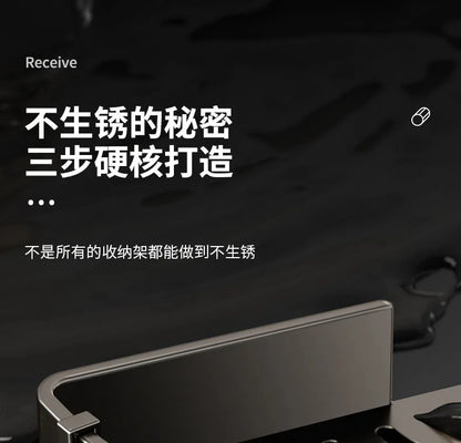 Dreieckiges Wandregal für Badezimmer oder Toilettenbereich. Rechteckiger zusätzlicher Balkon-Aufbewahrungsraum für kleine Badezimmer