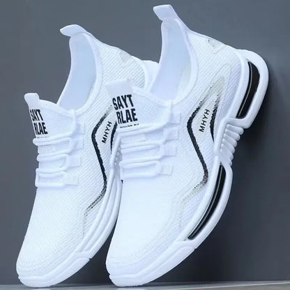 Vulkanisierte Herrenschuhe 2025, Frühling, atmungsaktiv, rutschfest, Plattform, modisch, neue koreanische Laufschuhe, schwarze Turnschuhe, Schuhe für den Außenbereich