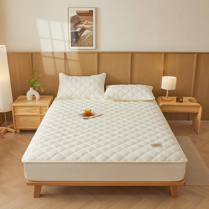 Quilted Mattress Cover Single/Double Bedspread Thicken Bed Linen Waterproof Bed Cover Home Soft Bedsheet 매트리스커버 (No Pillowcase).