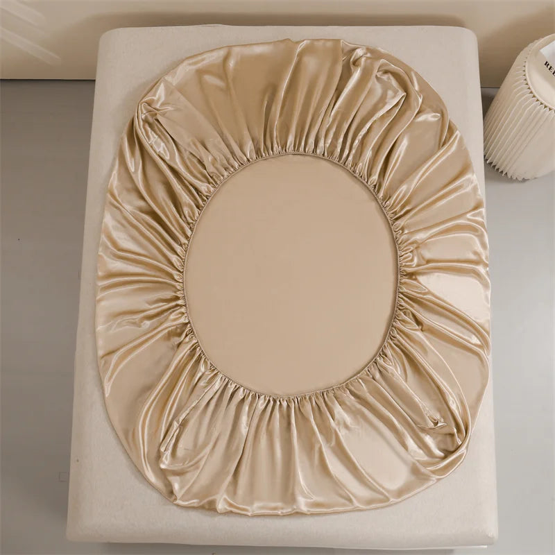 Satin Bed Sheets, Queen Size Sheets Set, 4 Pcs Silky Bedding Set   1 Deep Pocket Fitted Sheet + 1 Flat Sheet + 2 Pillowcases.