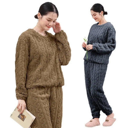 Korallen Samt Neue Warme Pyjamas Homewear Anzug Japanische und Koreanische frauen Herbst und Winter Verdickte Lose Pyjamas Homewear Anzug.