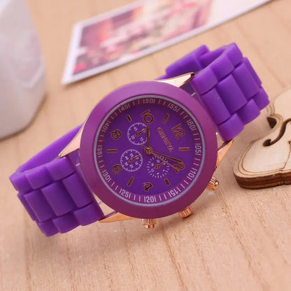 2025 New Fashion Luxury Brand Women's Watch Silicone Strap Quartz Wrist Watch for Female Relogio Feminino Zegarki.