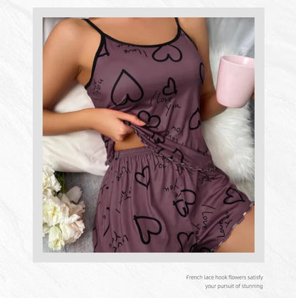 Herzförmiges bedrucktes Pyjama-Set für Damen, sexy Pyjama, Seiden-Plissee-Weste, Shorts-Set, weich und bequem, Heimkleidung, süß und süß.