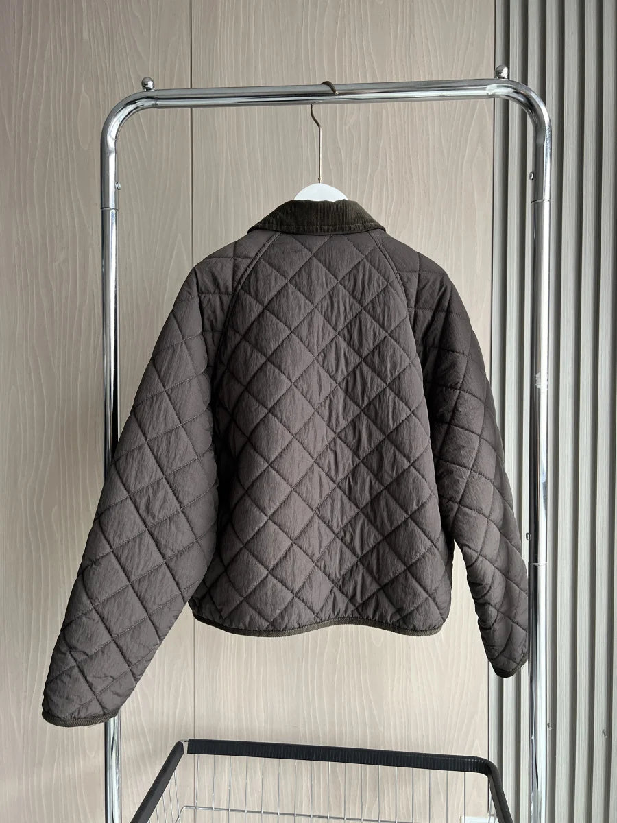 Women's Quilted Jacket with Padded Lining Model ETJ 2025 - Casual and Simple Diamond Quilted Short Puffer Jacket with Collar.