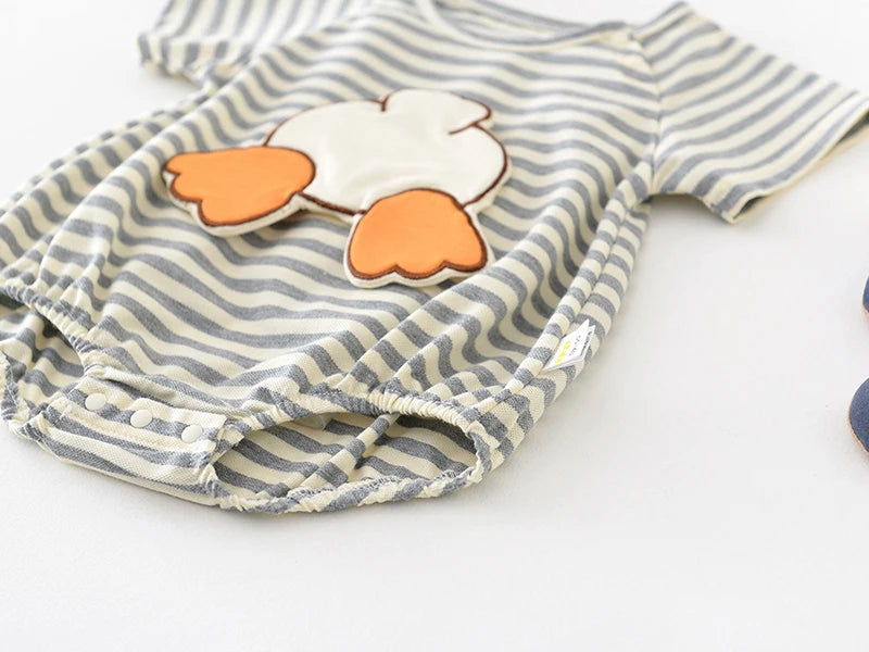 Milan cel Sommer Baby kleidung neue dünne Streifen Bodysuit Cartoon Entlein Kurzarm ein Stück für Neugeborene Jungen Mädchen.