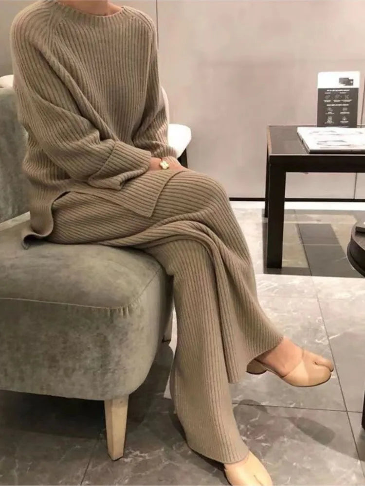 2024 Autumn Winter New Women's Fashion Fashionable Age Reducing Two Piece Pants Knitted Sweater Straight Leg Pants Set For Women.