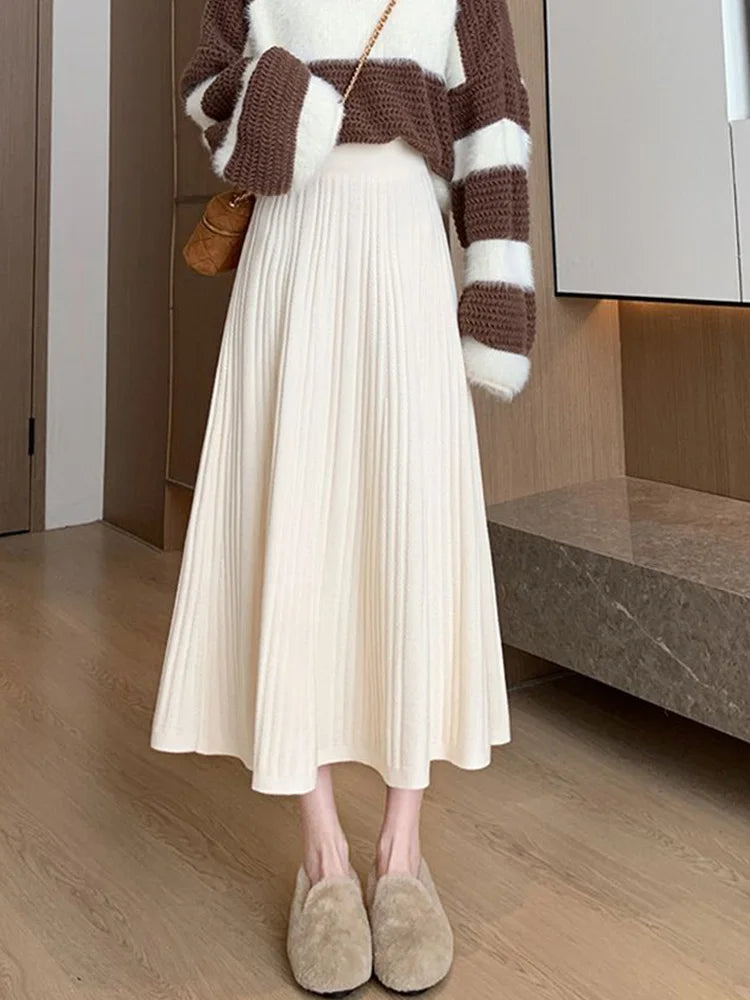 Sweet Vintage Knitted Long Skirts Women Preppy Style High Waist Loose A Line Skirts Fall Winter Retro Simple Elegant Long Skirts.