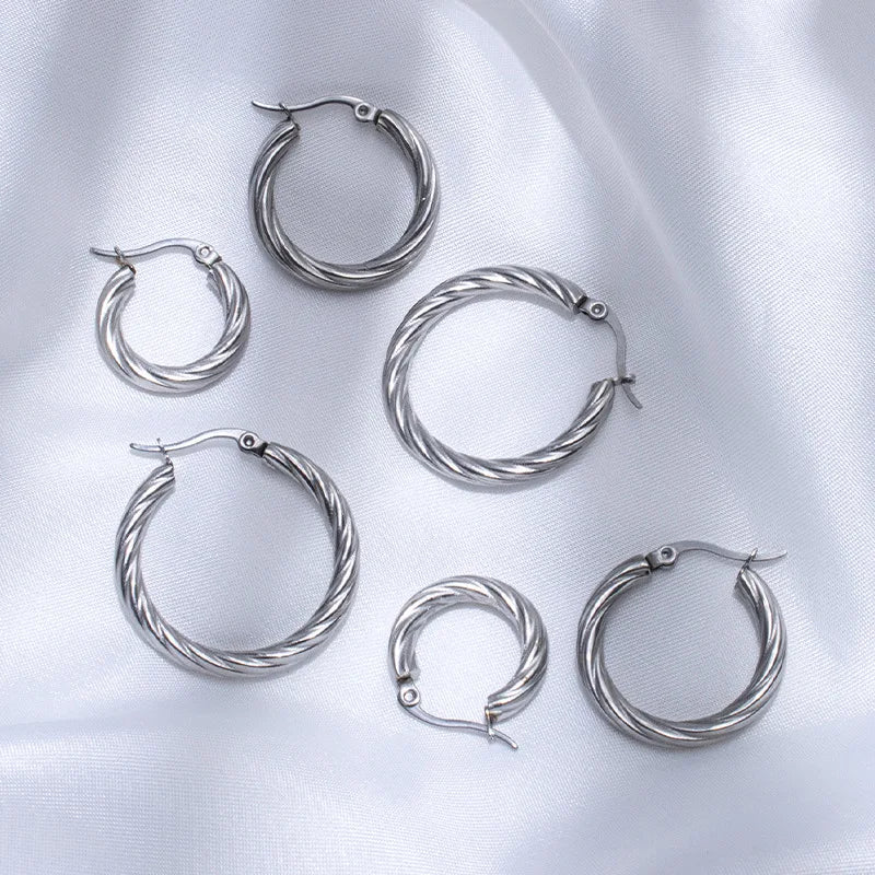 3pair Vintage Twisted Hoop Earrings for Women Gold Plated Stainless Steel Twist Ear Buckle Stackable Circle Hoops Party Jewelry.
