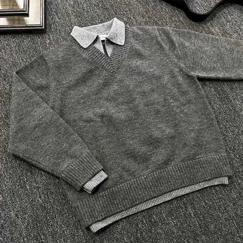 Retro fake two piece V-neck sweater men's winter lapel old money style knitted sweater top lazy style jacket.