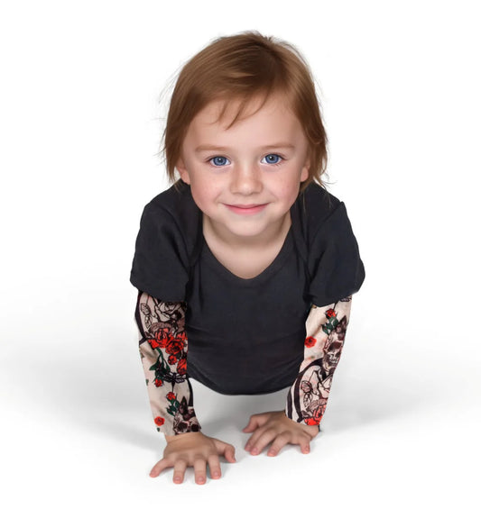 Sommer Baby Boy Kleidung Body suits Mode Neugeborenen Stram pler gefälschte zwei tätowierte Ärmel Baumwolle bequeme Baby Bodysuit Einteiler