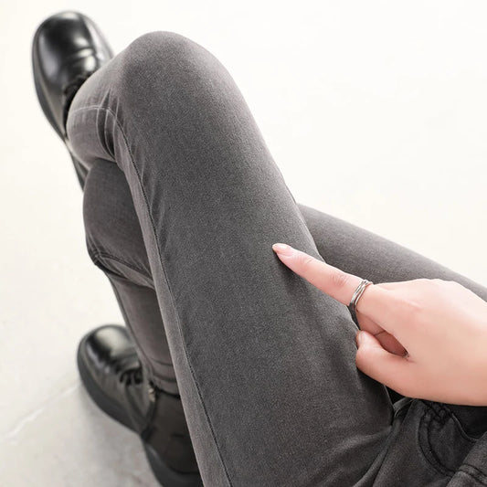 Fashion Women's Slim Skinny Jeans Comfortable Stretch Casual Solid Colours Pencil Pants Female Black Denim Trousers.