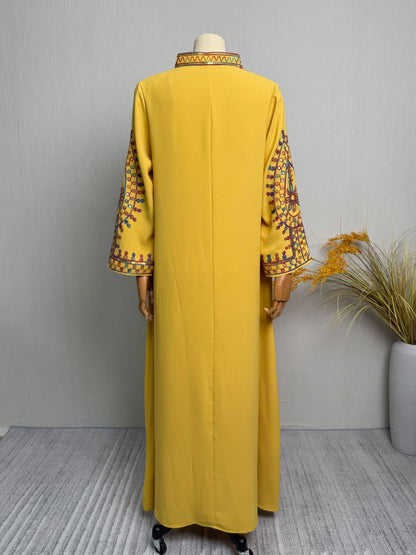 Dubai 2025 Hot Sell Moroccan Islam Women Style Yellow Abaya Intricate Hand Embroidered Patterns for Arabian Cultural Gatherings.