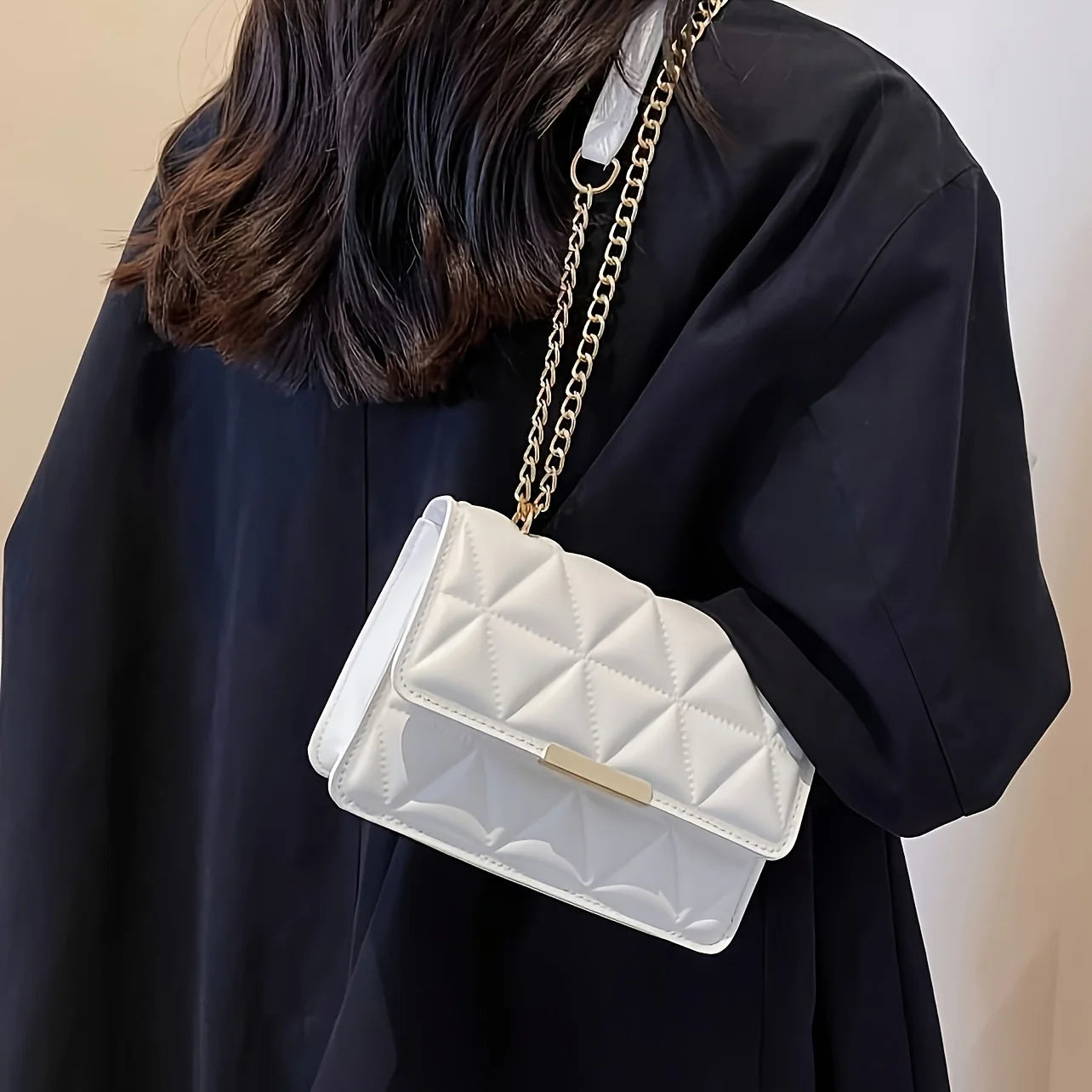 Fashion Chain Women'S Shoulder Bag, Chic Small Square Bag for Women, Luxury Quilted Handbag for Daily Travel, Shopping, Parties..
