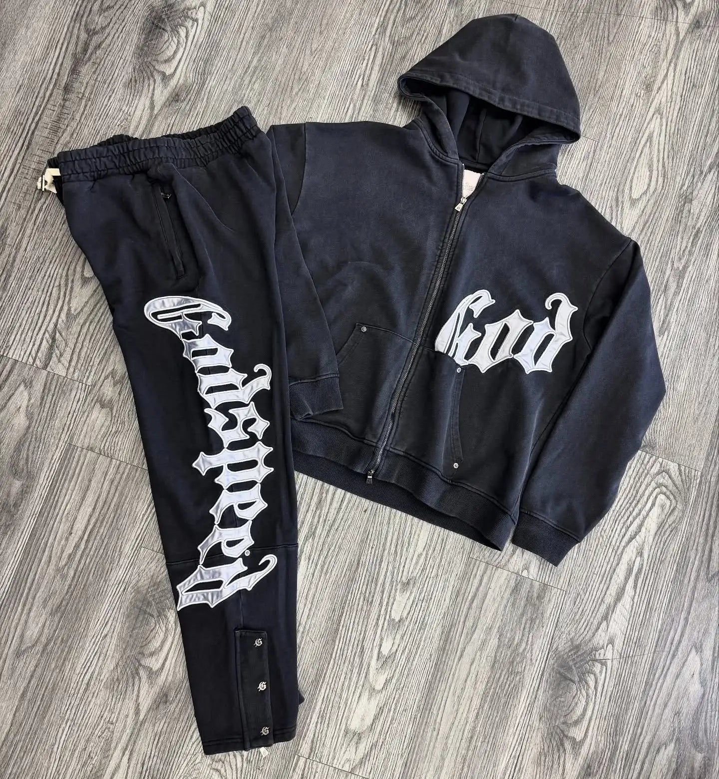 Y2k Retro Zipper Hoodie and Sweatpants 2-piece Set Washed Cotton Men Women Tracksuit Gothic Letter Loose Sweatshirt Jogger Suit.