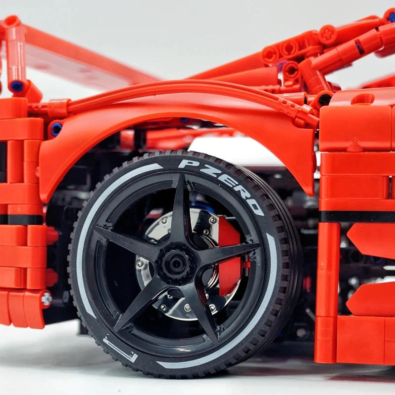 4026PCS Technical LOX Edition F40  Assembly MOC 140629 Building Block Car Supercar Model Adult High Difficulty Racing Toys.