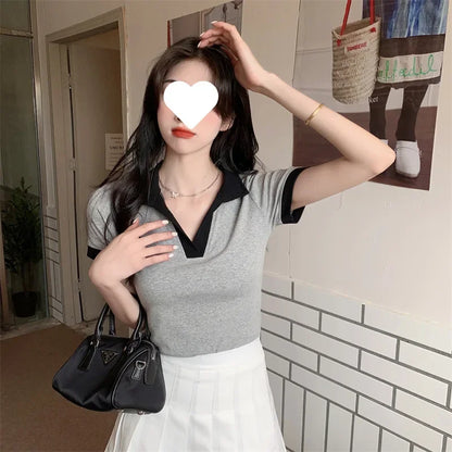 Plus Size Slimming Effect plus Size Women's Polo Neck T-shirt 200 Pounds Large Code College Style Top for plus Size Women.