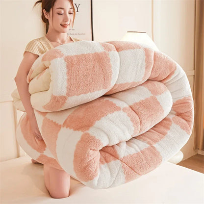 Super Thick Warm Winter Checkerboard Duvet Blankets Soft Artificial Lamb Cashmere Weighted Fluffy Warmth Duvet Comforter Quilt.