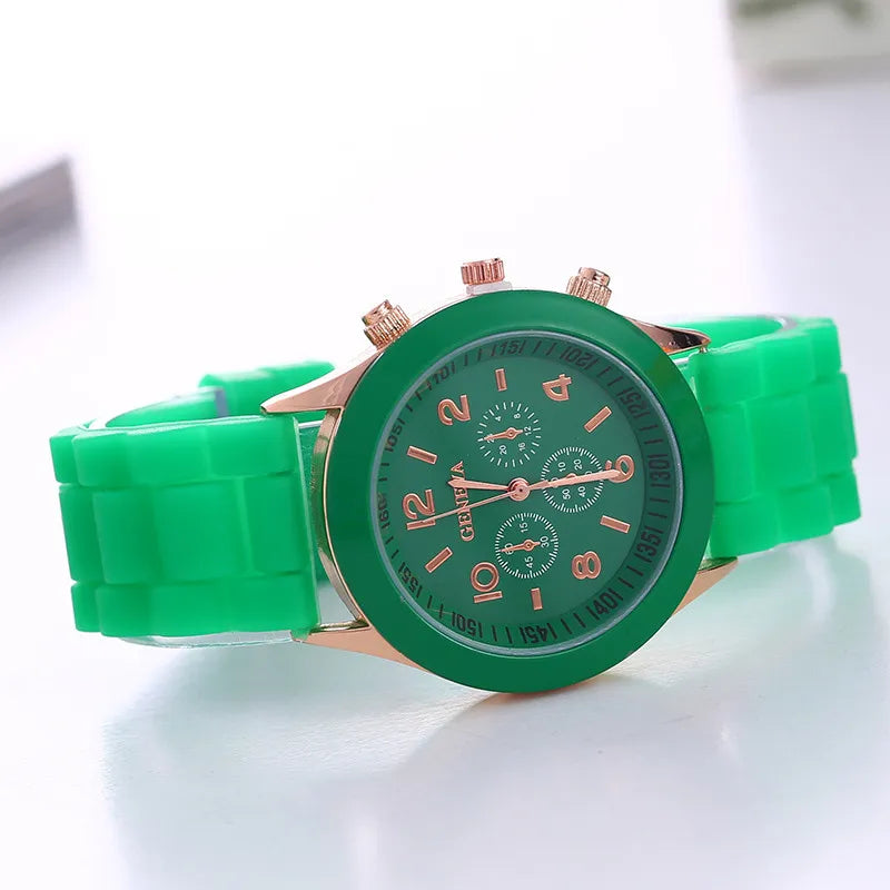 2025 New Fashion Luxury Brand Women's Watch Silicone Strap Quartz Wrist Watch for Female Relogio Feminino Zegarki.