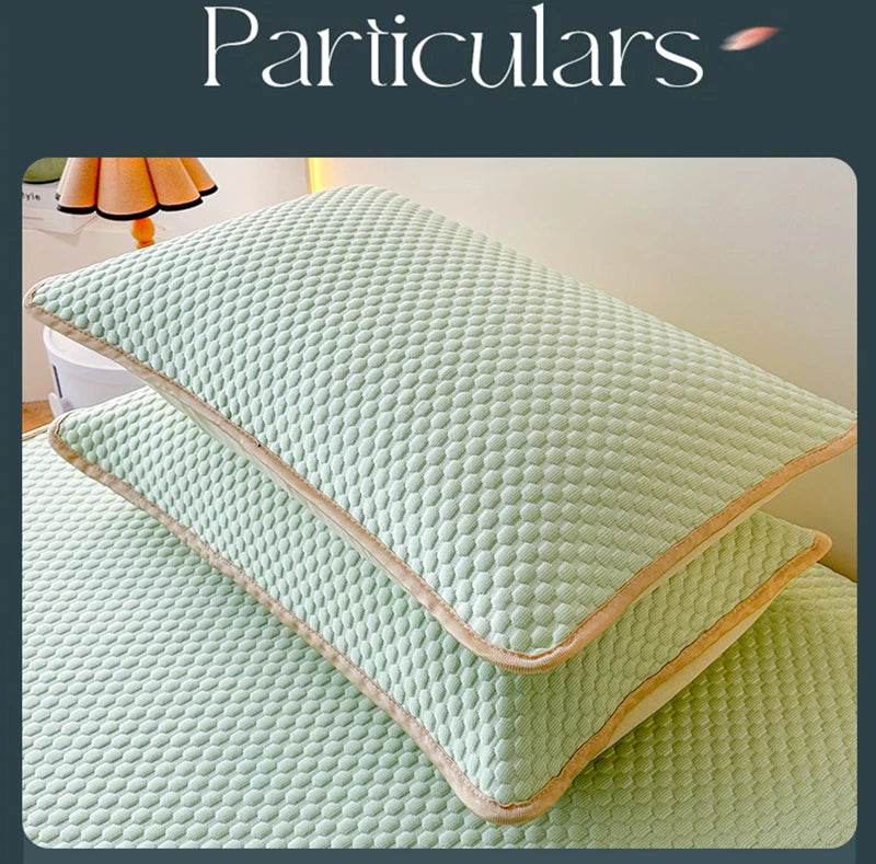 High End Latex Cooling Mattress with Elastic Band Quick-Dry Breathable Summer Bed Mat Machine Washable Foldable Sleeping Pad.