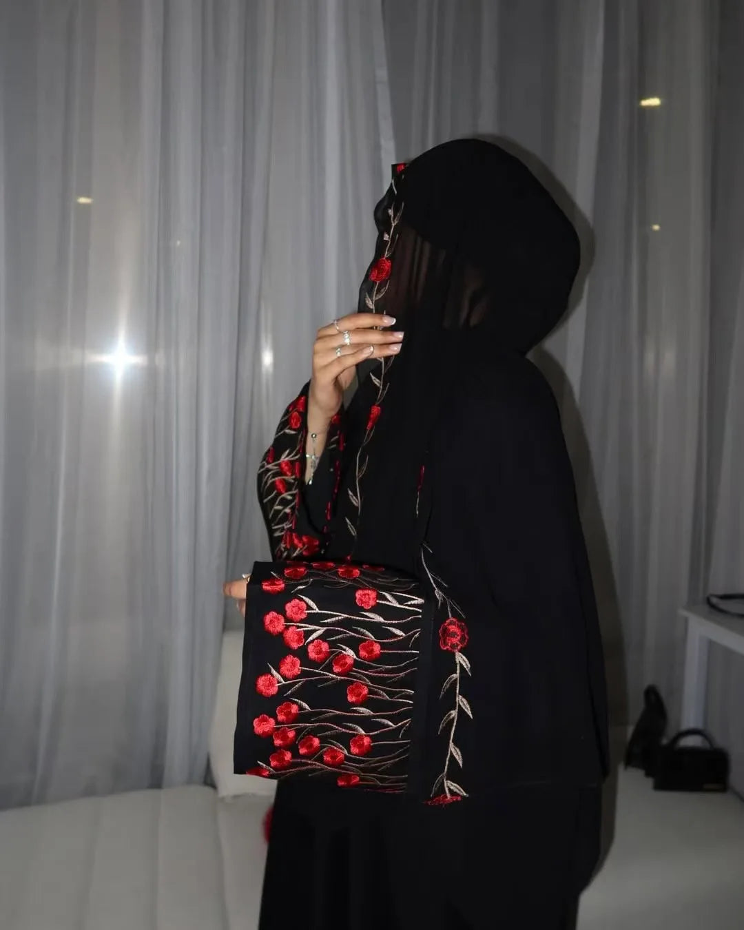 Islamic Clothes Black Flower Embroidery Abayas for Women Dubai Cardigan Muslim Saudi Open Abaya Kimono Luxury Hijab Dress Kaftan.