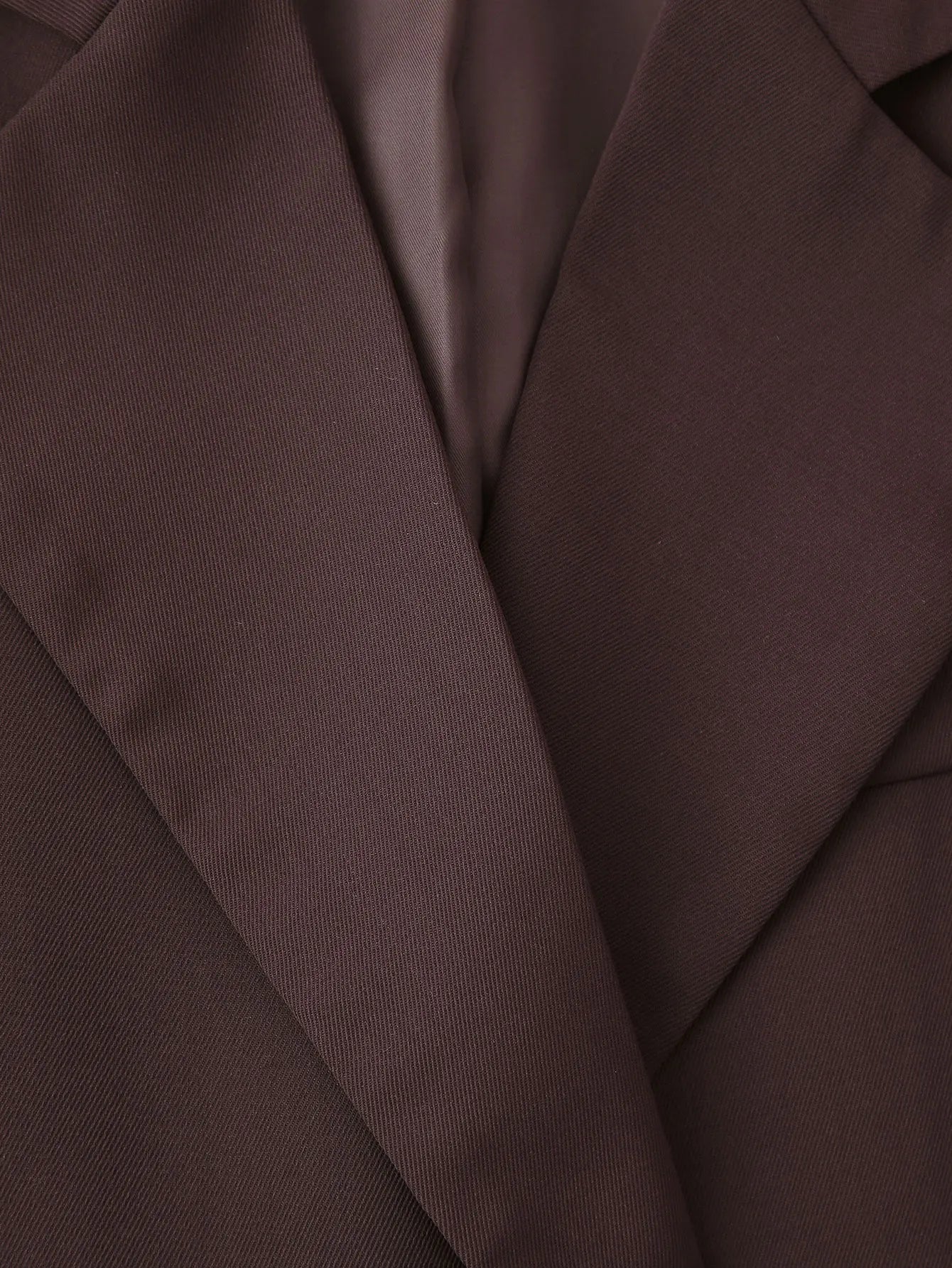 TRAFZA Frauen Elegante Feste Revers Zwei Tasten Anzug Jacke Mode Lange Hülse Dünne Kurze Mäntel 2024 Neue Casual Büro Dame Blazer