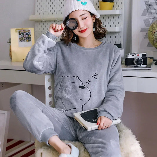Thickened Warm Sleepwear for Winter Flannel O-Neck Girl Loungewear 2PCS Set Ladies Pajamas Long Sleeves Cartoon Bear Loungewear.