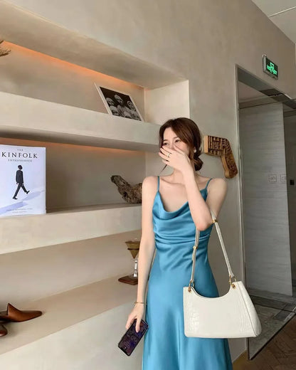 Chiffon-Stoff, Neckholder, mittellanges Kleid für Damen, Sommer, neuer sanfter Stil, schlankmachende Taille, A-Linien-Rock, Polyesterfaser, ärmellos.