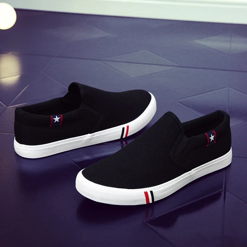 Men Casual Shoes Slip on Canvas Loafers Comfortable Walking Flats for Man Dude Non Slip Soft Moccasins Sneakers Summer.