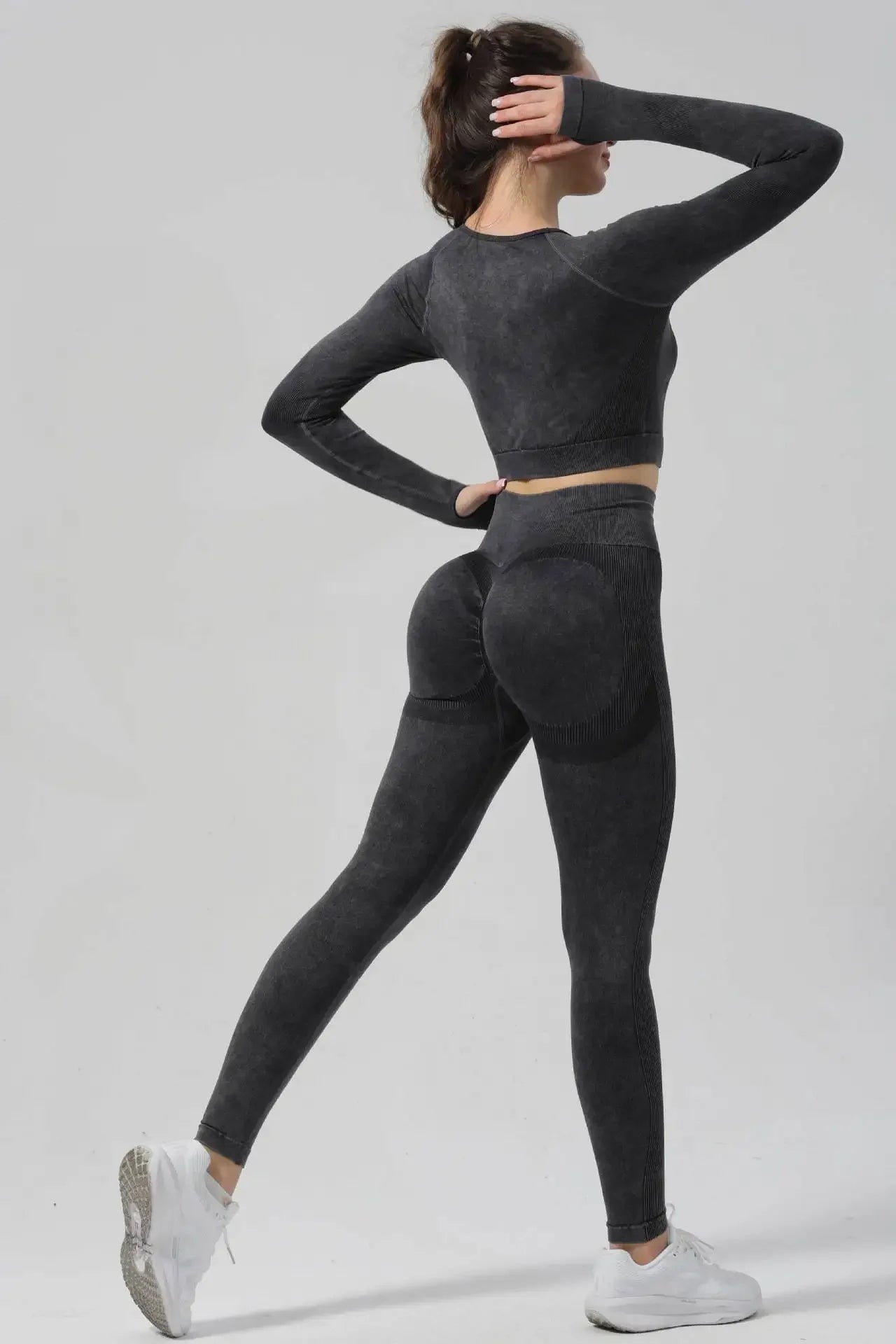 High Waist Yoga Pants Sand Washed Seamless Peach Butt Fitness Sportswear Tight Long Trousers for Women Autumn Season.