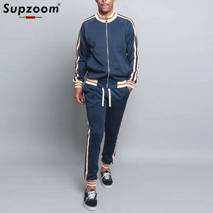 Supzoom New Arrival Top Fashion Leisure Uniform Autumn And Winter Couples Casual Striped Sports Running Sportswear Men Set.