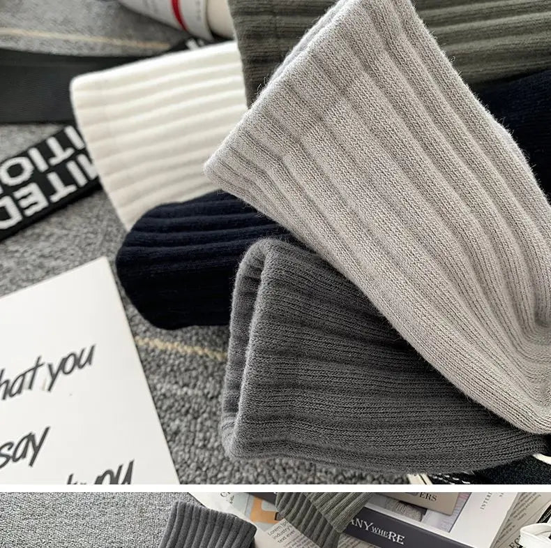 New 5 Pairs Cool Men Black White Warm Socks Set Autumn Winter Male Solid Color Sport Short Socks For Men Dropshipping.