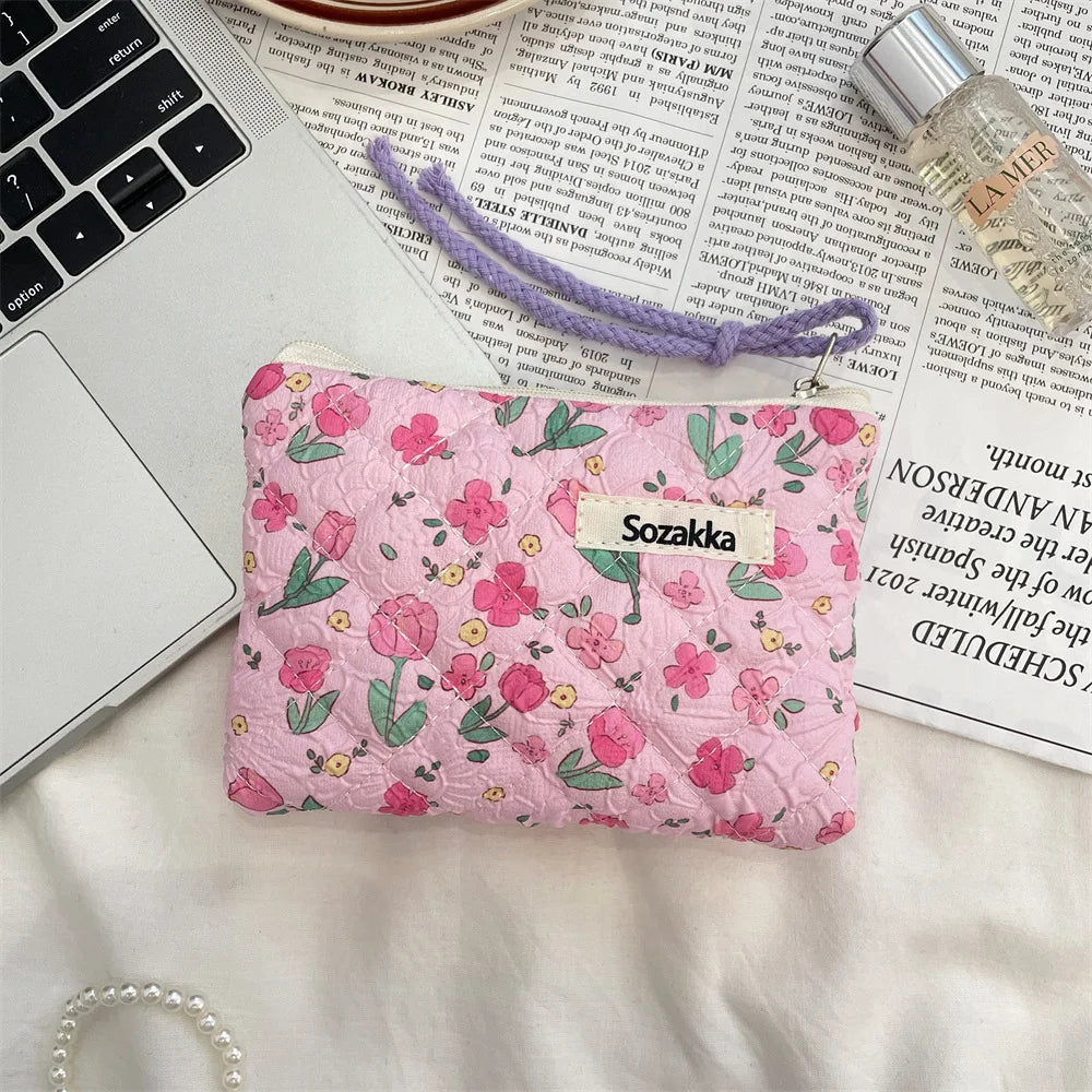Cute Travel Cosmetic Lipstick Earphone Card Small Portable Storage Bag Purse Mini Makeup Handbags Pouch Organizer In Make Up Bag