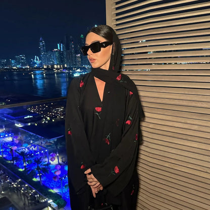 Eid 2025 New Embroideried Abaya Kimono Dubai Luxury Cardigan Muslim Party Kaftan Robe Abayas for Women Turkish Islamic Clothing.