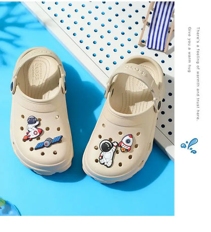3-12y Kids Mules & Clogs Summer Boys Girls Sandals Cartoon 6 Colors Non-slip Comfortable Beach Slippers Children Garden Shoes 24.