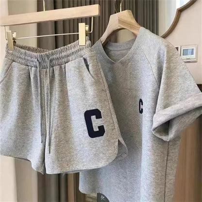 2-teiliges Set für Damen, Sommer, lockeres Kurzarm-T-Shirt, lässige Shorts, Sportdruck, Brief, Freizeitanzug, große Größe, kurzes Pyjama-Set.