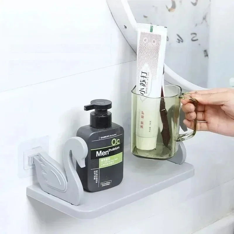 1/2/4PCS Langlebige Schwan Wand Regal Kein Bohren Montiert Küche Bad Organizer Handtuch Rack Platzsparende bad Zubehör