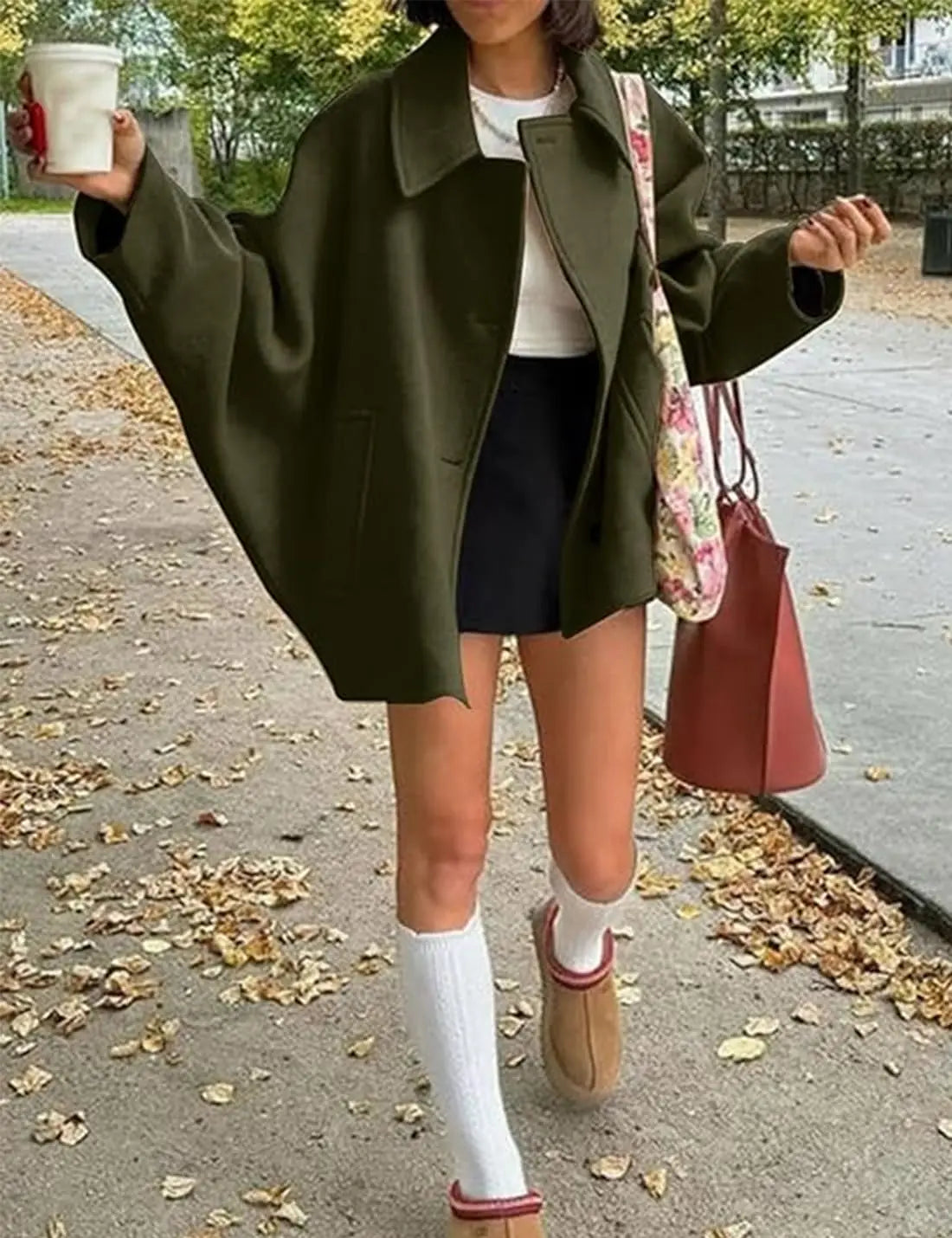 ZBZA Damen Schräge Knopf Lose Fledermausärmel Jacke Mantel Revers Langarm Doppeltasche Warm Solide Farbe Vintage Oberbekleidung Herbst Winter Neue Weibliche Chic Mantel.