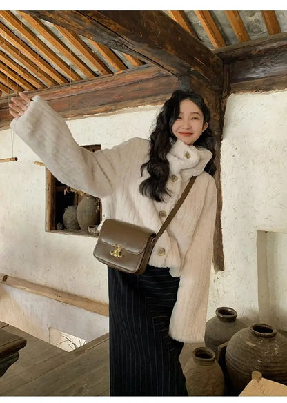 2025 Winter Fashion Stand Collar Warm Plush Short Jacket Women Autumn Retro Street Thickened Loose Harajuku Casual Short Jacket