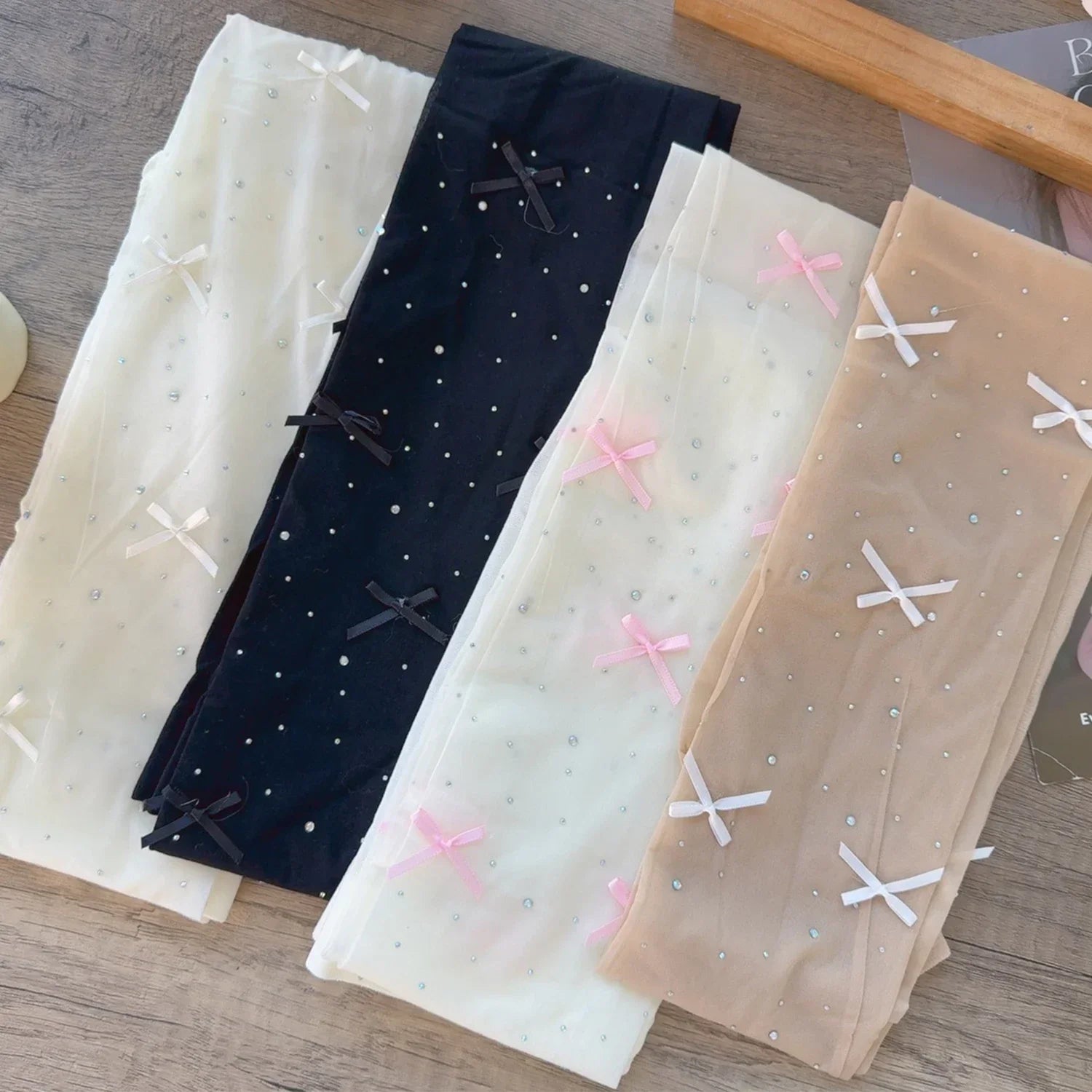 New Lolita Velvet Bowkont Embroidery Pearl Tights Pantyhose Flash Diamond Women Tight JK Style Sweet Girls Kawaii Cute Stockings.