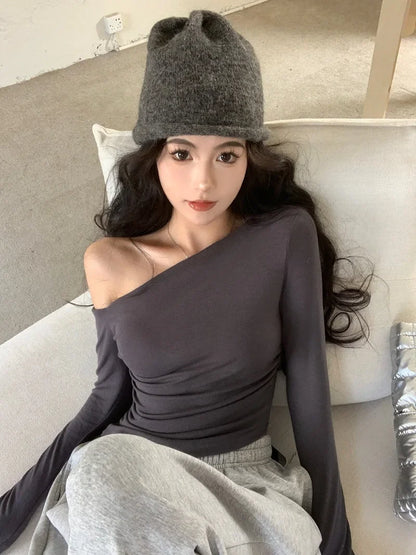 SexySpicy Girl Style Blackoff-the-Shoulder Long Sleeve T-shirt Slimming Smooths Your Silhouette Nefarious Crossbody Top For Wome