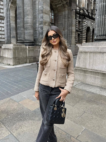 Women's Autumn and Winter Long Sleeve Short Jacket Fashion Solid Colour Front Pocket Button Jacket Elegant Casual Jacket.