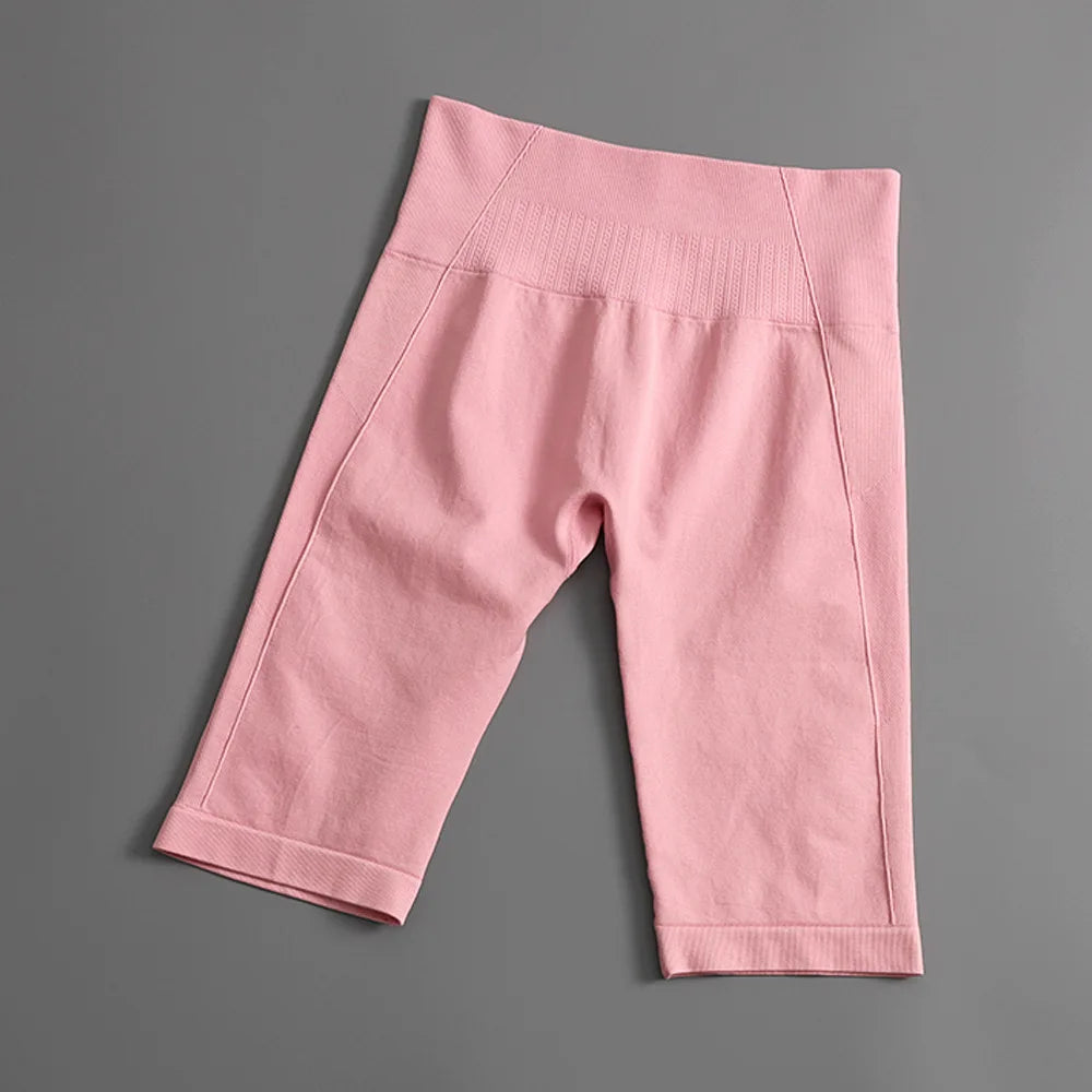 Women's High-Waisted Yoga Shorts Butt-Lifting Gym Running Shorts with Naked Sensation Workout Seamless Activewear for Training.