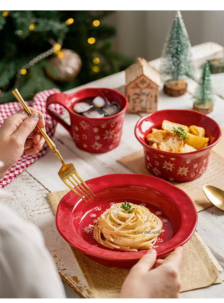 1PC Exquisite Christmas Tableware Ceramic Plates Fruit Salad Plates Breakfast Milk Mugs Household Kitchen Ceramic Noodle Bowls.