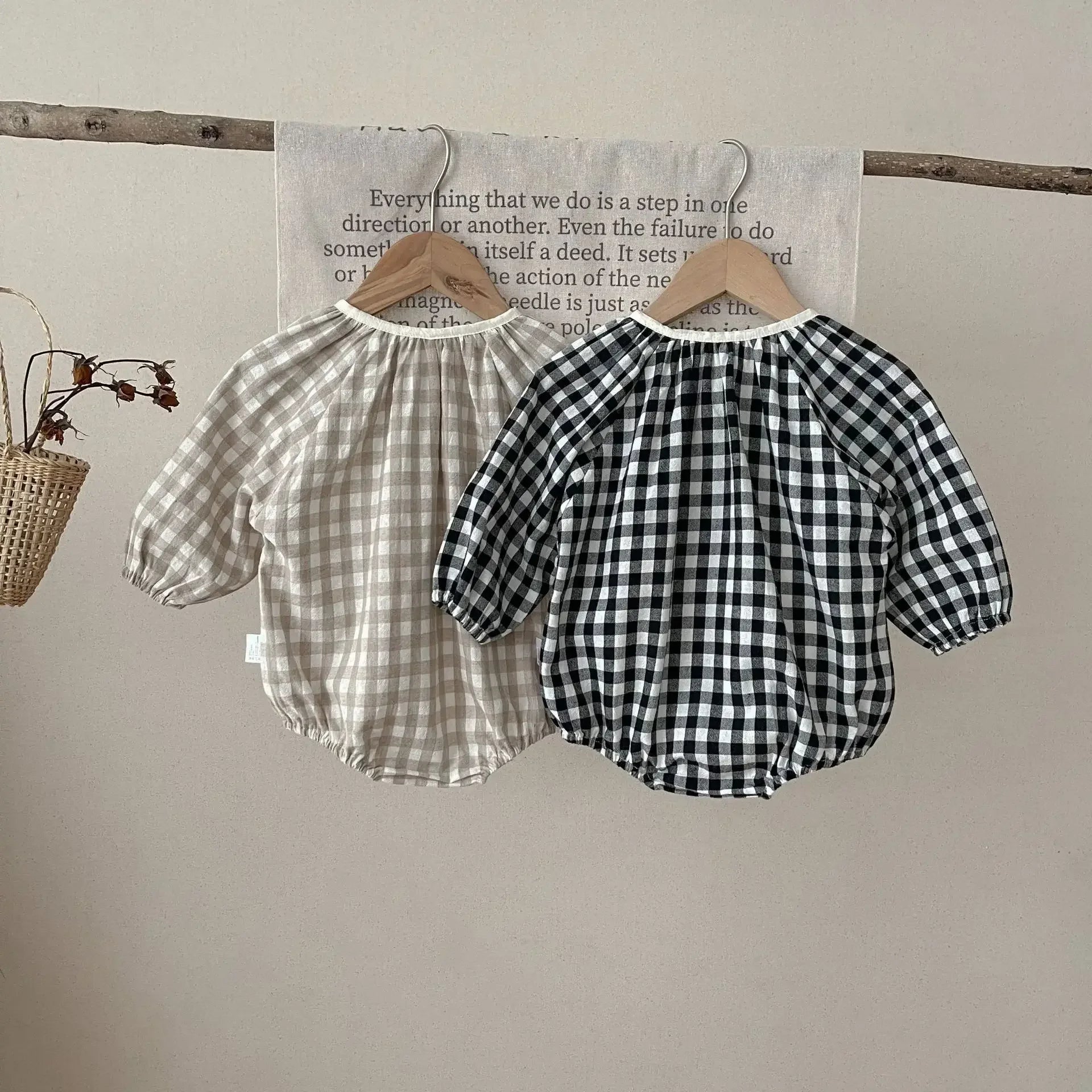 Frühling Herbst Ins Neugeborenen Plaid Langarm Body Lose Junge Baby Onesie Casual Kind Mädchen Baumwolle Strampler Kleinkind Kleidung.