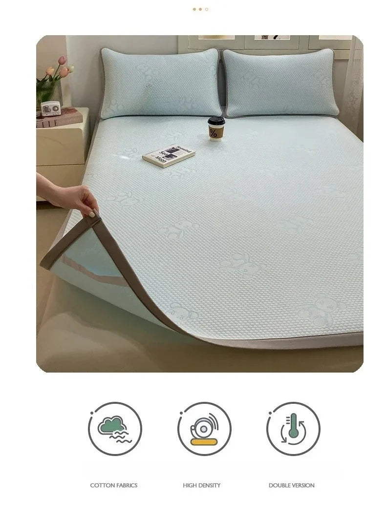 Summer Cooling Quilted Mattress Protector Cover Thickened Breathable Mattress Topper for Single Double Queen King Size Bed.