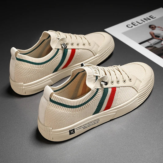 New Men's Breathable Comfortable Indoor Training Shoes with Soft Lightweight Sneakers Mesh Fashionable Minimalist Running Shoes.