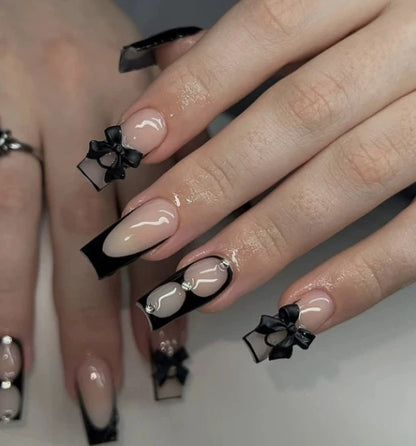 24Pcs/set Almond Press-On French Nail Tips Green Cat Eye False Nails Simple&Elegant Wearable Nail Art for Women&Girls Daily Wear.