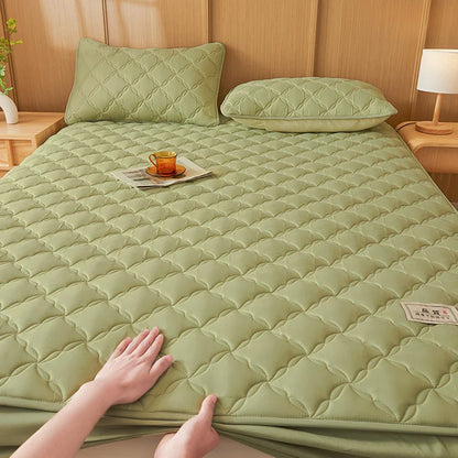 Quilted Mattress Cover Single/Double Bedspread Thicken Bed Linen Waterproof Bed Cover Home Soft Bedsheet 매트리스커버 (No Pillowcase)