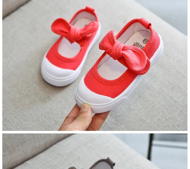 Korean Style Fashion Children Fashion Girls Canvas Shoes Versatile Bow Baby Kids Casual Shoes Simple Classic Candy Color Bowtie.
